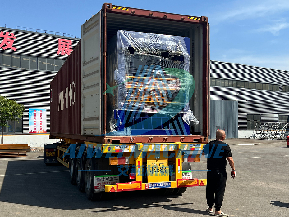 QT8-15 Automatic Brick Making Machine Shipped to Guinea